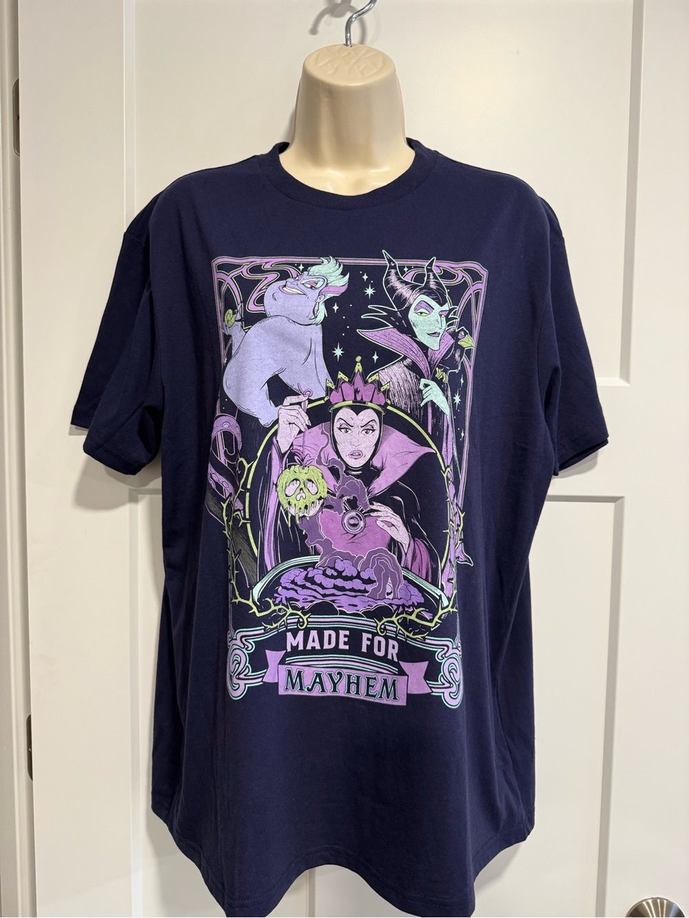 Disney Princess Villains T-Shirt Maleficent Ursula Evil Queen M